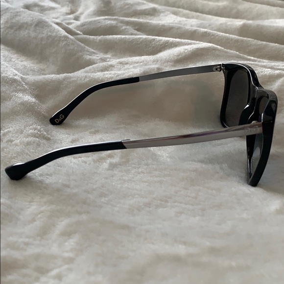 D&G black polarized sunglasses - Picture 2 of 7